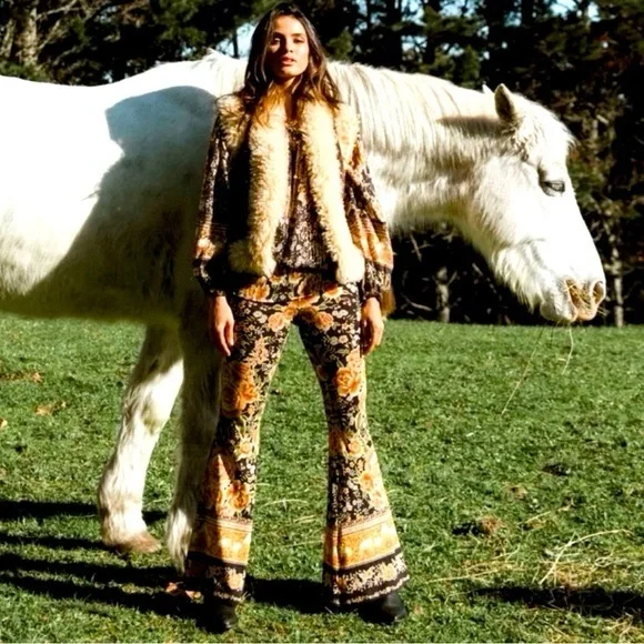 Spell & The Gypsy Mystic Bells - XS - Picture 2 of 12